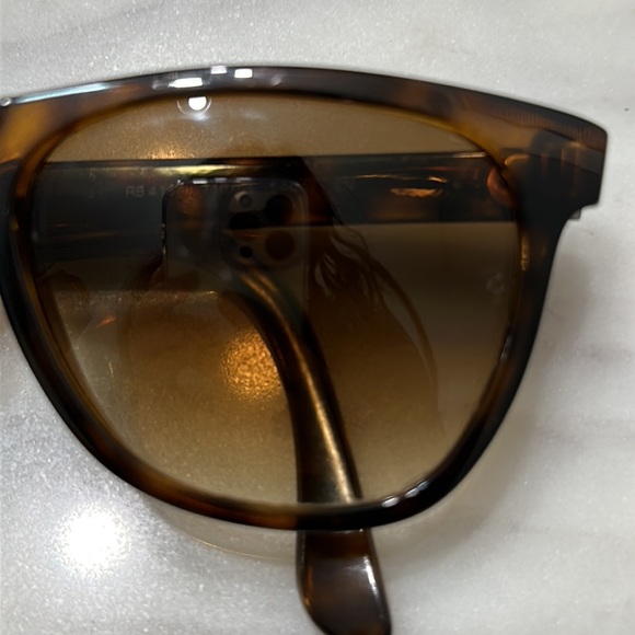 Ray Ban RB4184 Sunglasses - Picture 4 of 13